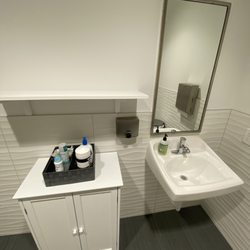 Clean bathroom