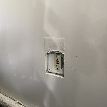 Stucco Contractor Pro - This is the outlet that had been covered up by drywall and then "patched". - Drywall Installation & Repair Near Me - Pasadena, California