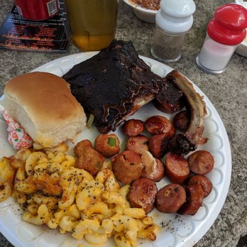 Delauders  BBQ - Two - meat plate with ribs, fried macaroni and cheese and Jalapeño sausage. - Barbeque Near Me - Sevierville, Tennessee