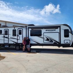 RV Connection - Venture SportTrek Touring Edition STT333VMI; purchased at RV Connection.