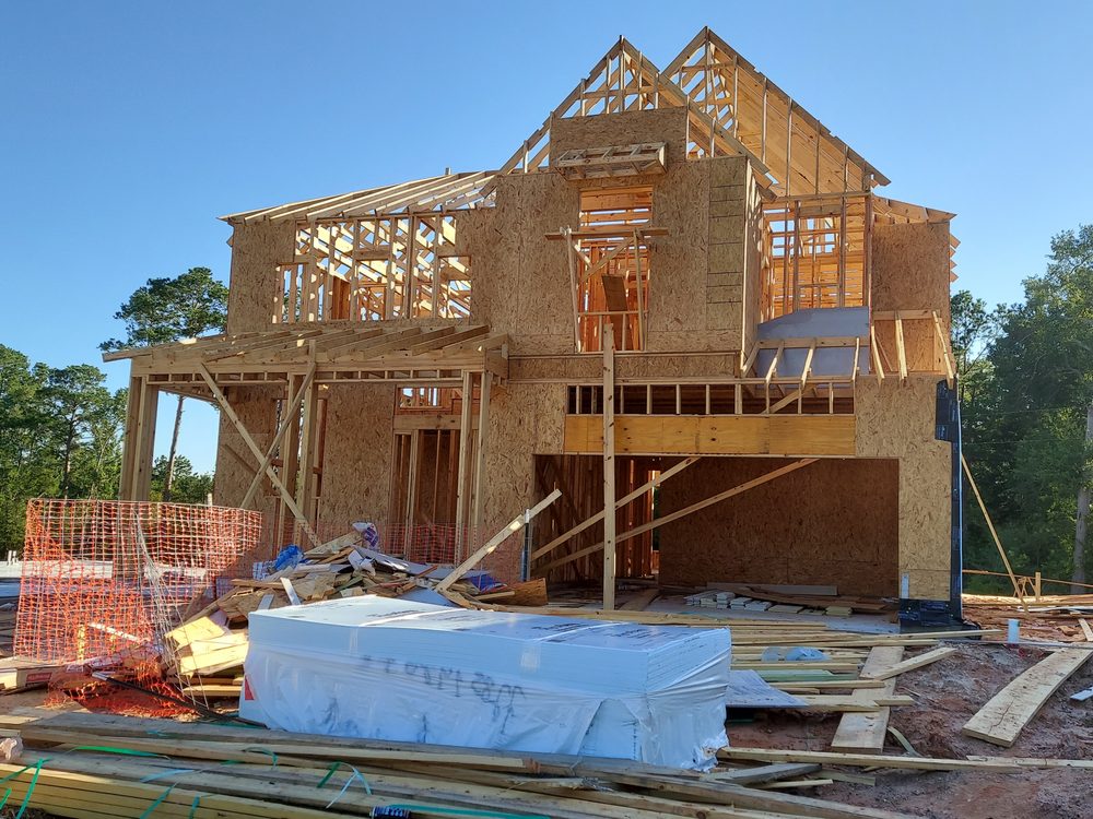 Slide of Montes Framing & Construcción