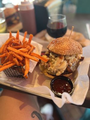 BRGR STOP COCONUT CREEK by null