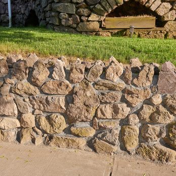 LCM Plus - New retaining wall - Landscaping Near Me - North Reading, Massachusetts