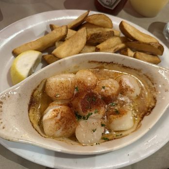 Pacific Cafe - Baked scallops and fries - Seafood Near Me - San Francisco, California Pacific Cafe - Baked scallops and fries - Seafood Near Me - San Francisco, California
