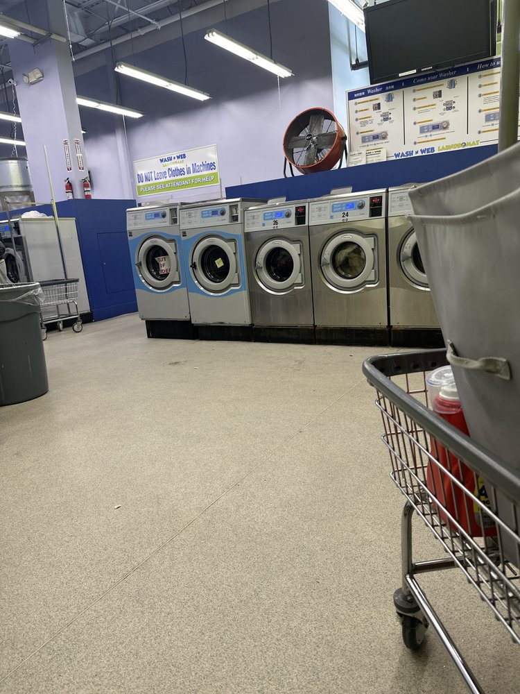 WASH N WEB LAUNDROMAT Updated September 2024 19 Photos & 28 Reviews