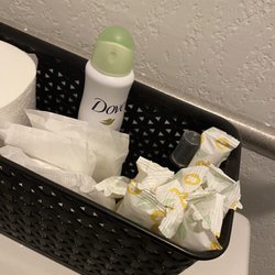 Sunstone Studios MKE - We love a stocked bathroom.