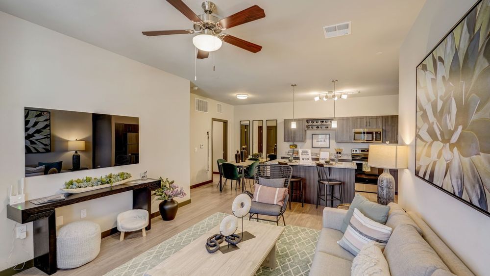 SPRINGS AT EASTMARK Updated September 2024 28 Photos 9321 E