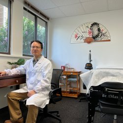 Holistic Acupuncture McLean - Dr. Hu