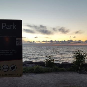 Berger Park - Playgrounds Near Me - Chicago, Illinois
