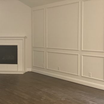 Texas Trim Company - Living room. - General Contractors Near Me
