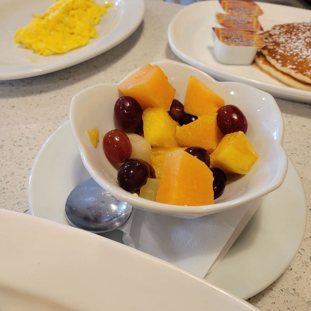 New Windsor Coach Diner - Fruit salad - American Near Me - New Windsor, New York New Windsor Coach Diner - Fruit salad - American Near Me - New Windsor, New York