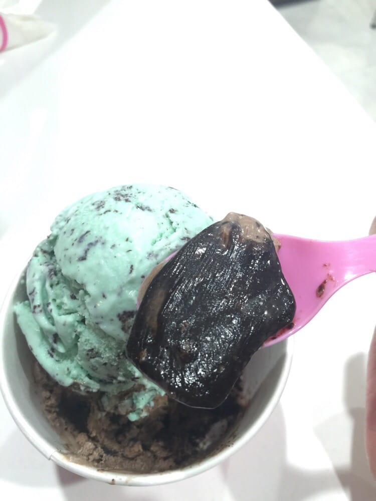 BASKINROBBINS AUSTRALIA Southlands Shopping Centre 37 Burrendah Bvd