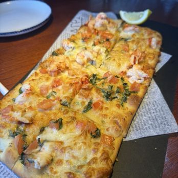 Red Lobster - Lobster Flatbread - Seafood Near Me - Las Vegas, Nevada Red Lobster - Lobster Flatbread - Seafood Near Me - Las Vegas, Nevada