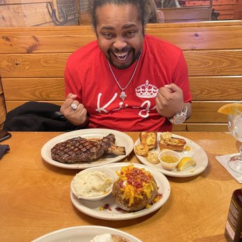 Texas Roadhouse - Happiness!!! - Steakhouses Near Me - Coon Rapids, Minnesota Texas Roadhouse - Happiness!!! - Steakhouses Near Me - Coon Rapids, Minnesota