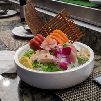 Wild Fusion - Sashimi for one is delicious - Sushi Bars Near Me - Lake Mohegan, New York