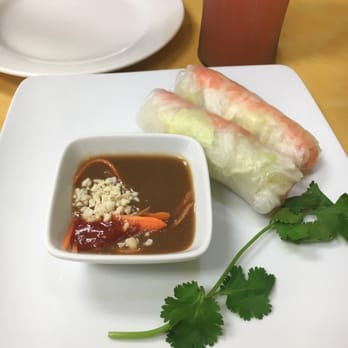 Pho Cafe - Shrimp Spring Rolls - Vietnamese Near Me - Baton Rouge, Louisiana Pho Cafe - Shrimp Spring Rolls - Vietnamese Near Me - Baton Rouge, Louisiana