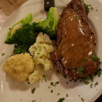 Bourbon Street - Steak with veggies - Cajun/Creole Near Me - Bayside, New York Bourbon Street - Steak with veggies - Cajun/Creole Near Me - Bayside, New York