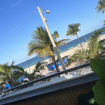 Bo's Beach - View - Bars Near Me - Fort Lauderdale, Florida