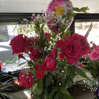 Alma's Flower Shop - Dead roses less than 24 hours after delivery - Florists Near Me - Lodi, California Alma's Flower Shop - Dead roses less than 24 hours after delivery - Florists Near Me - Lodi, California