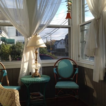 John Randall House - Heated porch for breakfast - Hotels Near Me - Provincetown, Massachusetts John Randall House - Heated porch for breakfast - Hotels Near Me - Provincetown, Massachusetts