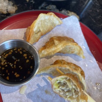 Sushi Ari - Sushi Bars Near Me - Puyallup, Washington Sushi Ari - Sushi Bars Near Me - Puyallup, Washington