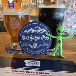 Red Lodge Ales Brewing - Steve Promoting Products