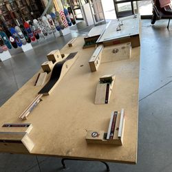 Skateboarding Hall of Fame - Tech deck stuff