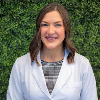 Promenade Center for Dentistry - Dr. Alina Halusic
DMD - Cosmetic Dentists Near Me - Charlotte, North Carolina Promenade Center for Dentistry - Dr. Alina Halusic
DMD - Cosmetic Dentists Near Me - Charlotte, North Carolina