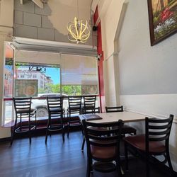The Zaffran Delight - Inside