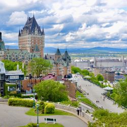 Plaines d’Abraham - Pierre-Dugua-De-Mons Terrace_Yelp_Sanju-1