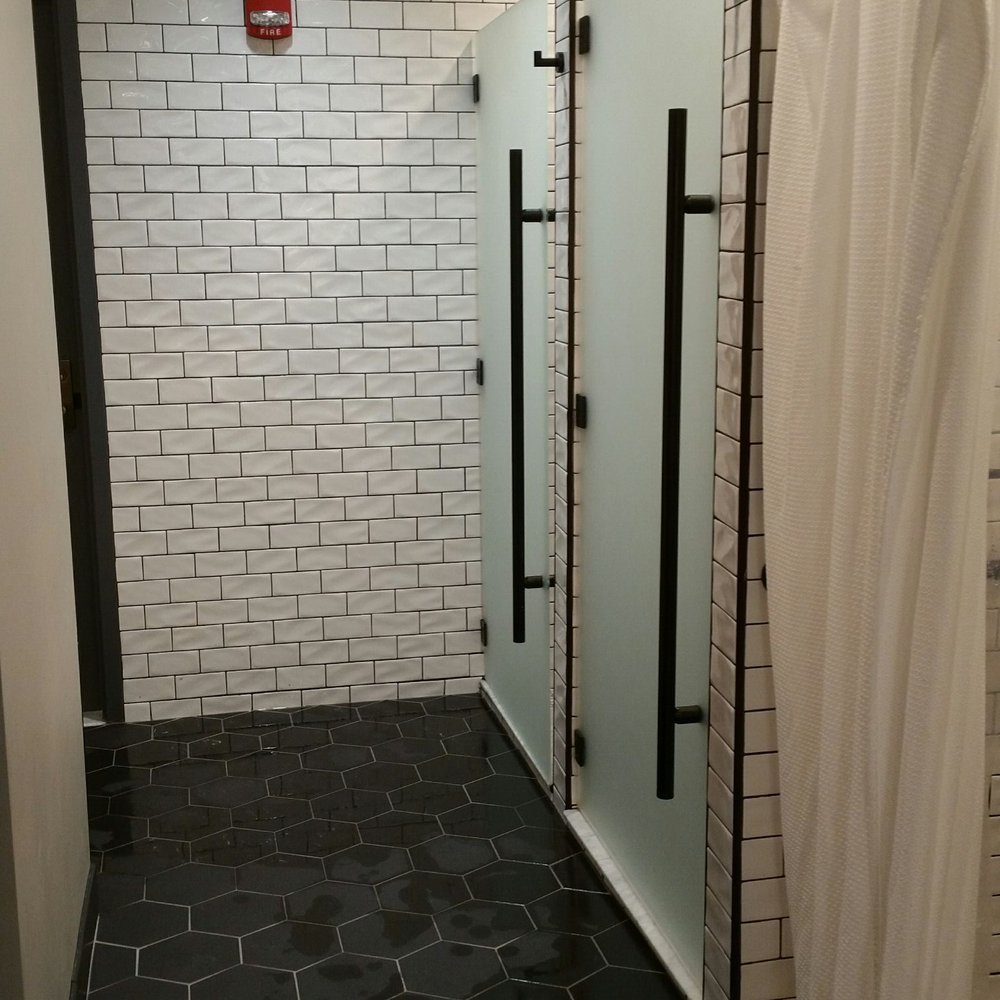 Barry's Lincoln Park - Clean showers... 4 stalls - Interval Training Gyms Near Me - Chicago, Illinois