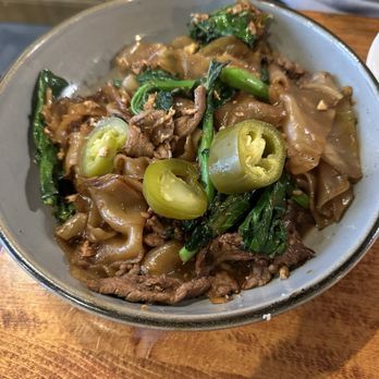 OBAO - PAD SEE IEW (full) - Asian Fusion Near Me - New York, New York