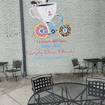 Simply Done Donuts - Front area with outdoor seating - Food Trucks Near Me - Dunwoody, Georgia Simply Done Donuts - Front area with outdoor seating - Food Trucks Near Me - Dunwoody, Georgia