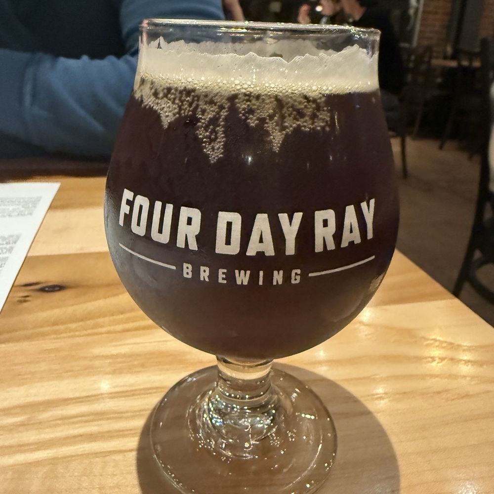 Four Day Ray Brewing - Snow Shed Winter Ale - Breweries Near Me - Fishers, Indiana Four Day Ray Brewing - Snow Shed Winter Ale - Breweries Near Me - Fishers, Indiana
