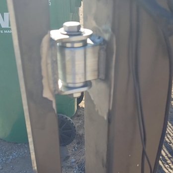 SIlver State Fence and Stain - New Hinges from Tholl Fence - Fences & Gates Near Me - Reno, Nevada SIlver State Fence and Stain - New Hinges from Tholl Fence - Fences & Gates Near Me - Reno, Nevada