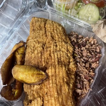 Playa Cafe - #34 Filete de Pescado - Cuban Near Me - Miami Beach, Florida