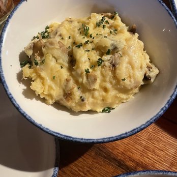 Sylvan Table - Mashed potatoes - New American Near Me - Sylvan Lake, Michigan Sylvan Table - Mashed potatoes - New American Near Me - Sylvan Lake, Michigan