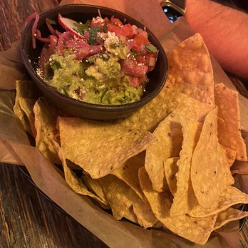 Broken English Taco Pub - The Loop - Chips and Guacamole - Mexican Near Me - Chicago, Illinois Broken English Taco Pub - The Loop - Chips and Guacamole - Mexican Near Me - Chicago, Illinois