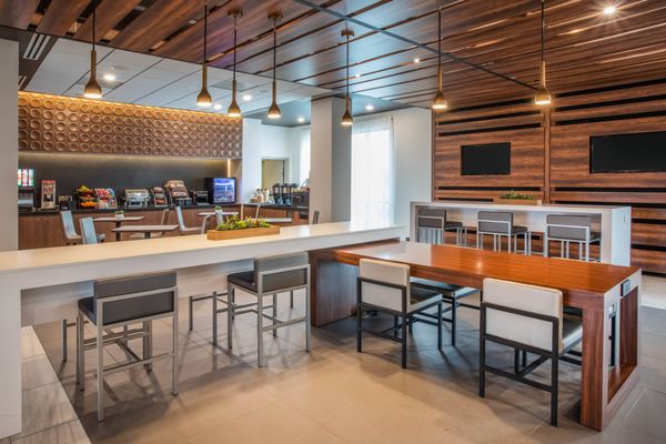 Wingate by Wyndham York by null