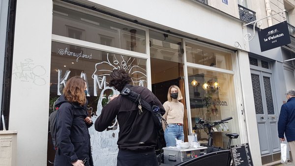 Le Peloton Café by null