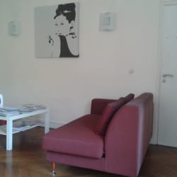 Dr Vasileios Anyfantakis - La salle d'attente.