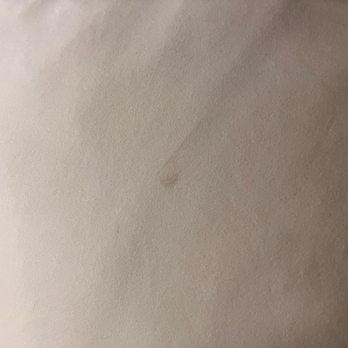 Hilton Jackson - Stained sheets. - Hotels Near Me - Jackson, Mississippi