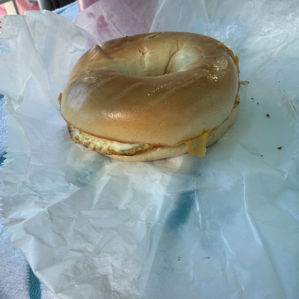 Margaritaville Coffee Shop - Egg n cheese on a bagel - Coffee & Tea Near Me - Hollywood, Florida