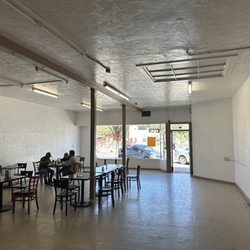 El Taquero Deli - Afternoon rush