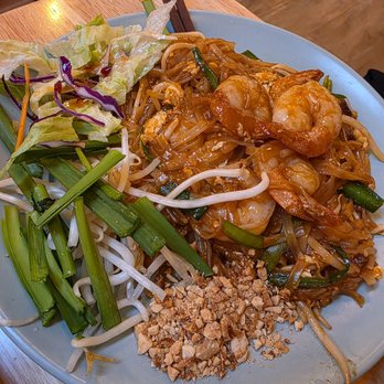 Nua Thai Kitchen - pad thai with shrimp - Thai Near Me - Oakland, California Nua Thai Kitchen - pad thai with shrimp - Thai Near Me - Oakland, California