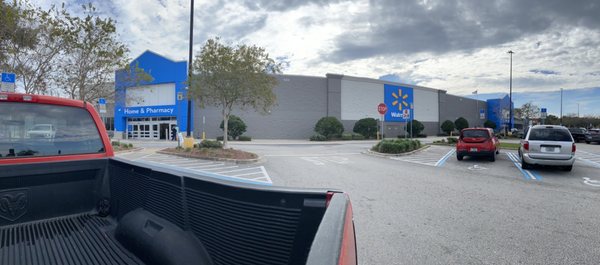 Walmart Supercenter by null