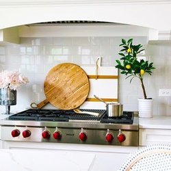Lala’s - Etu Home