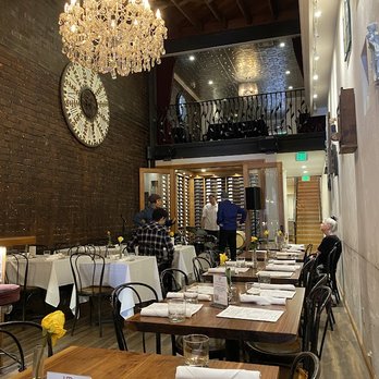 Urban Press Winery & Restaurant - Wine Bars Near Me - Burbank, California Urban Press Winery & Restaurant - Wine Bars Near Me - Burbank, California