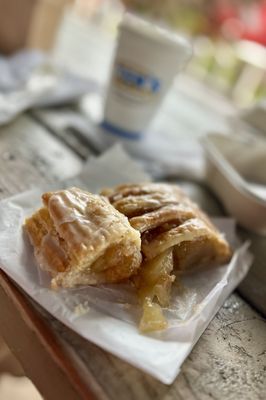 Ted's Bakery by null