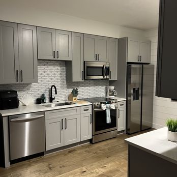 Mega Megz Cleaners - Here is what our kitchen looks like after mega megz cleaners cleans our home. - Office Cleaning Near Me